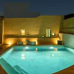 Potamos Luxury House, Private Pool, Santorini Villa *
