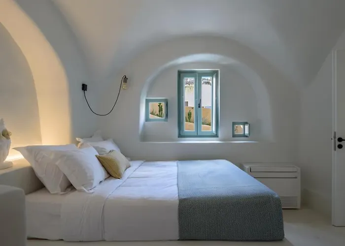 Willa Potamos Luxury House, Private Pool, Santorini *