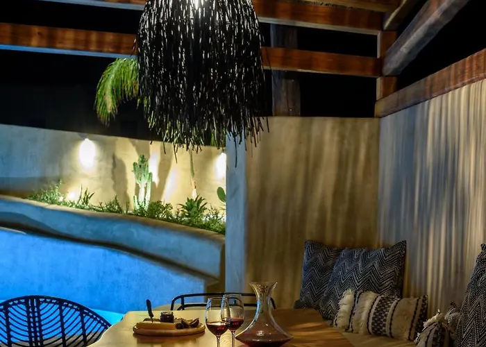 Potamos Luxury House, Private Pool, Santorini