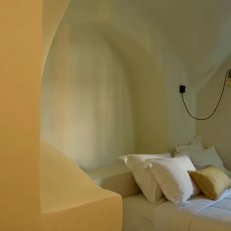Villa Potamos Luxury House, Private Pool, Santorini Exo Gonia